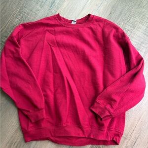 Maroon oversized crew neck - gildan - size xl - great condition